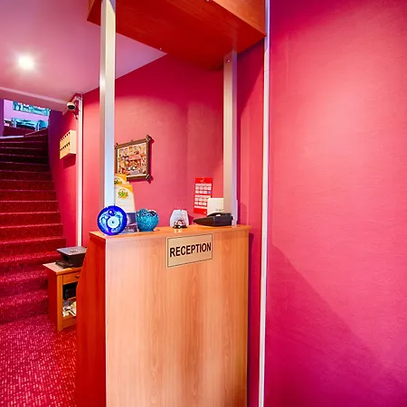 Akdeniz Hotel Estambul