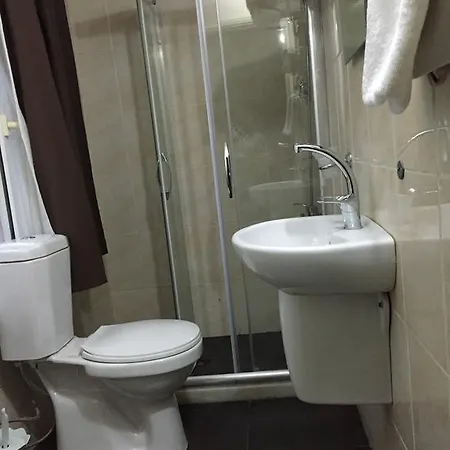 اكدينس فندق 3*